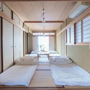Ini & Brun Donut Cafe Hostel Kobe